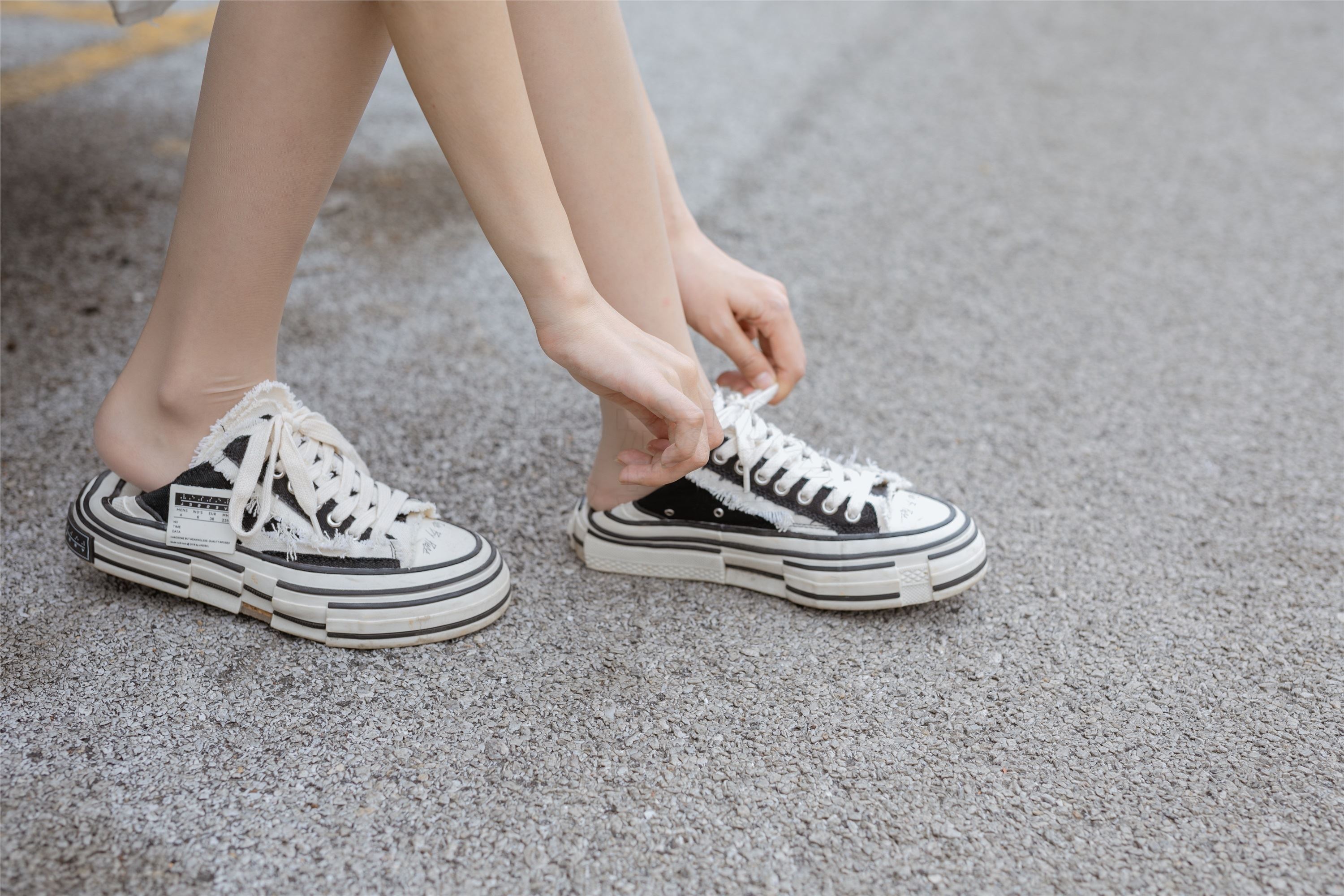 尤蜜丝 穿搭写真 NO.048